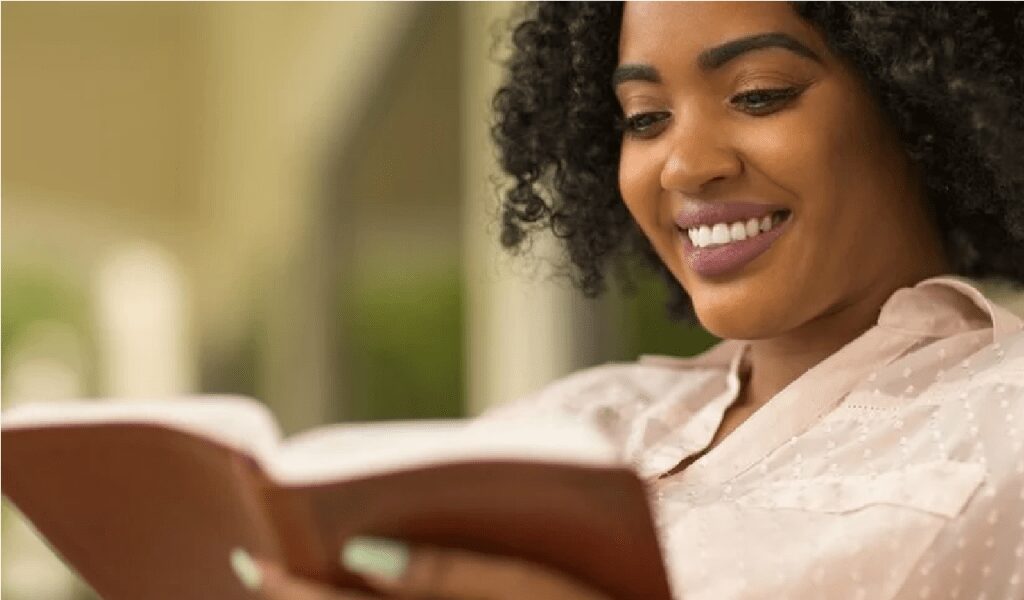 Leer la Biblia reduce la depresión y la ansiedad
